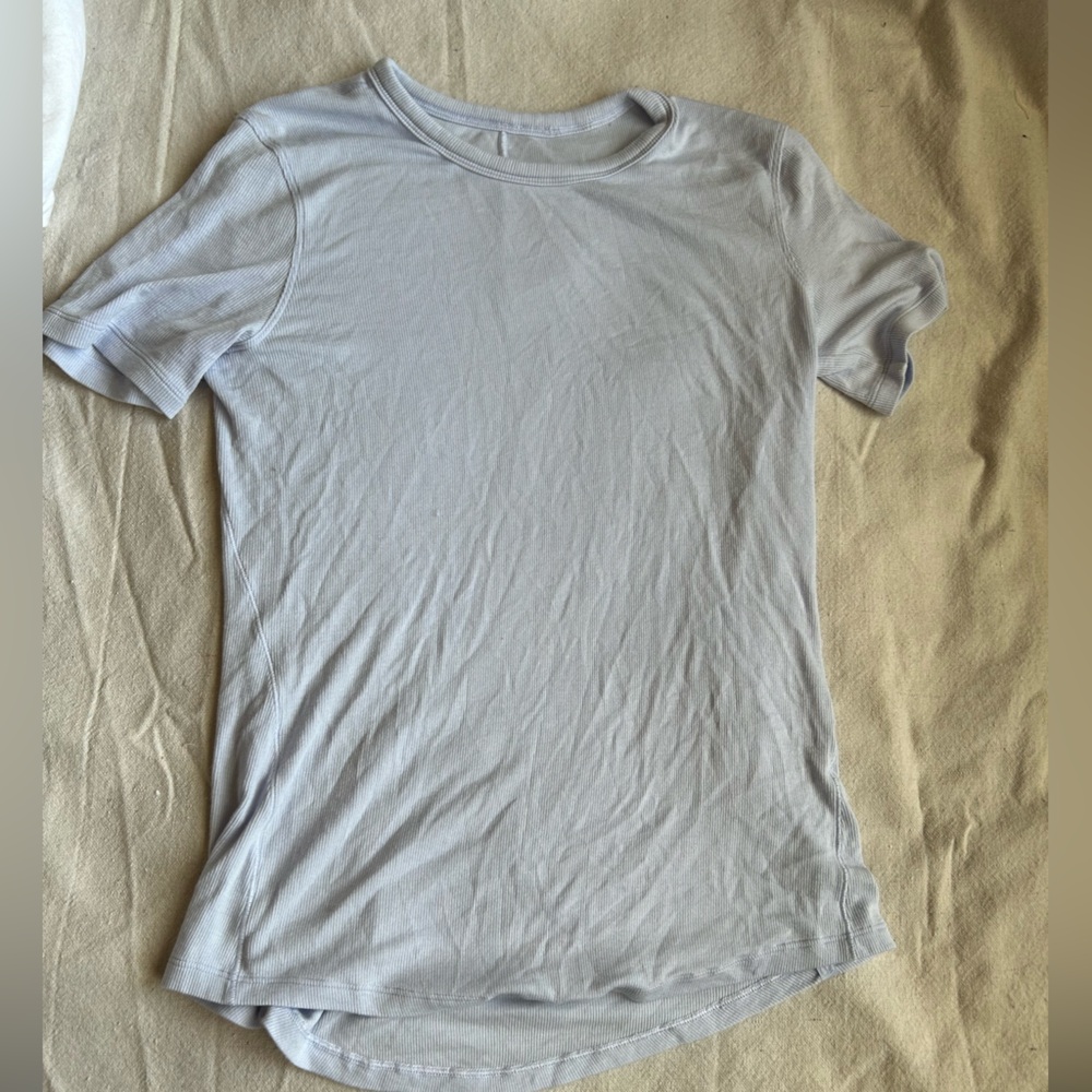 Lululemon Athletica Gray Short Sleeve Tee